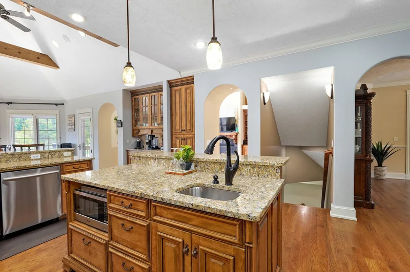 5909 S Brightwater Trail, Springfield, MO 65810, Springfield, Missouri, United States. - Photo 21