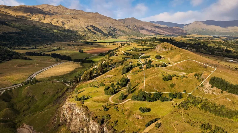 80 Toka Road Dalefield, Queenstown, OTA 9371, Queenstown, Otago, New Zealand. - Photo 2