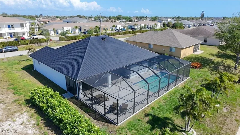 3318 SW 8th Place, Cape Coral, FL 33914, Cape Coral, Florida, United States. - Photo 40