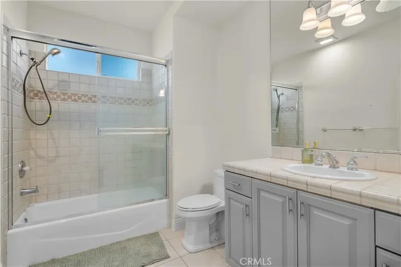 2213 Carnegie Lane A, Torrance, California, United States. - Photo 24