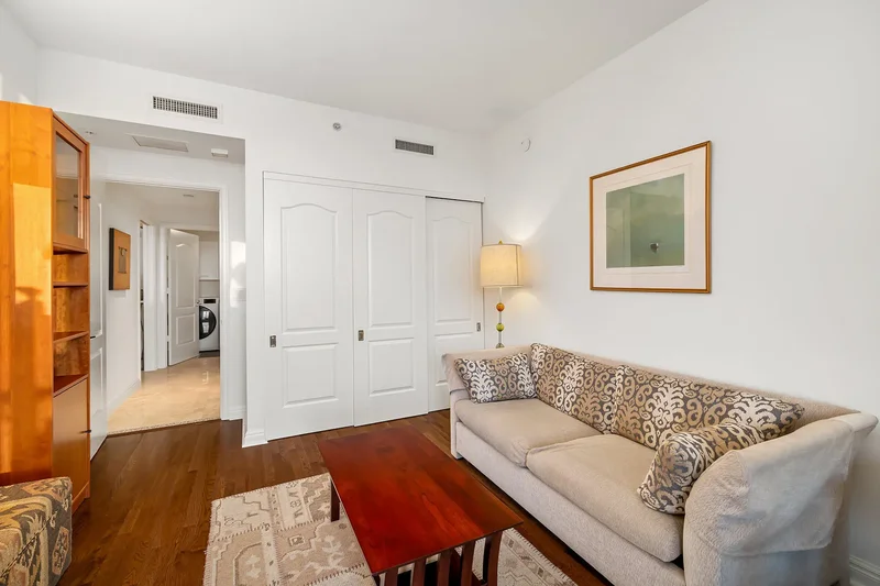 50 Central Avenue , 14D, Sarasota, FL 34236, Sarasota, Florida, United States. - Photo 20