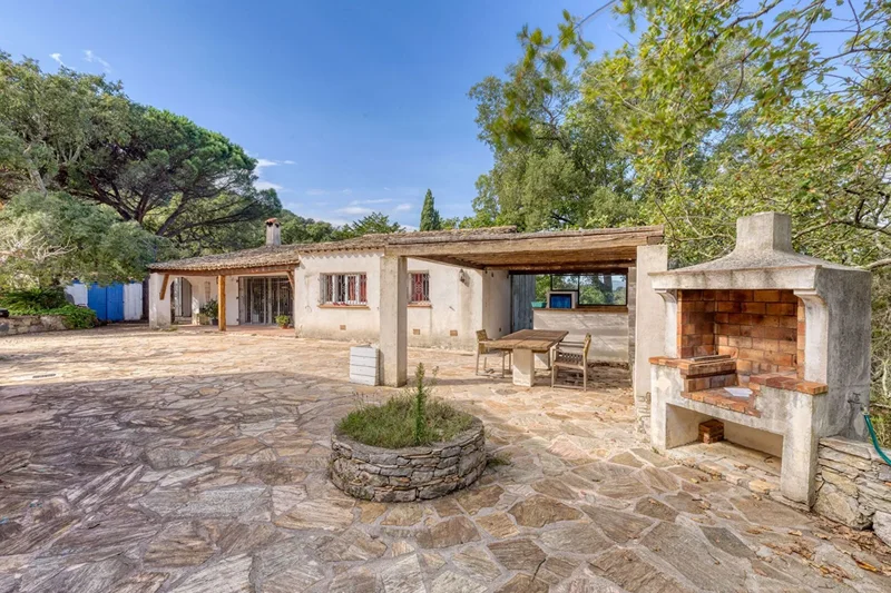 Wine Route - Unique Property Comprising Multiple Dwellings