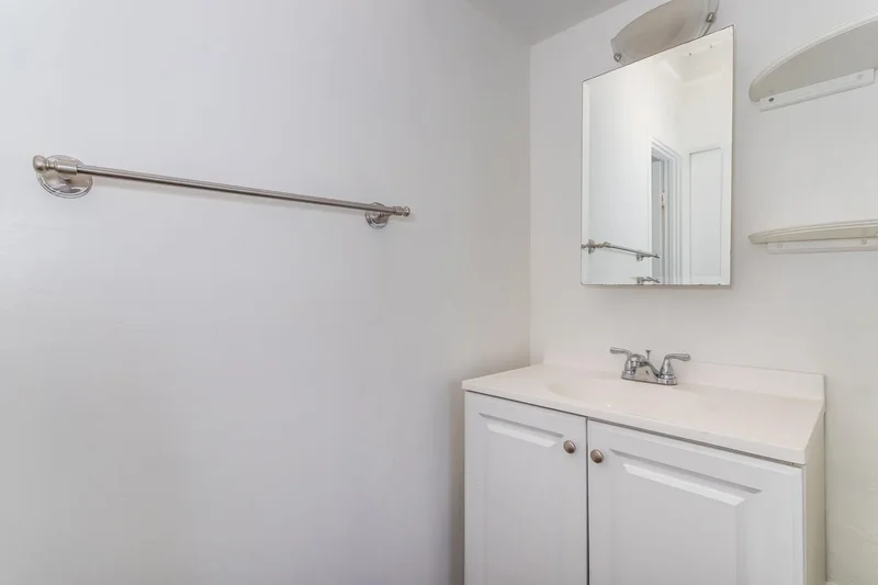 7045 Trolleyway , Playa del Rey, CA 90293, Los Angeles, California, United States. - Photo 8