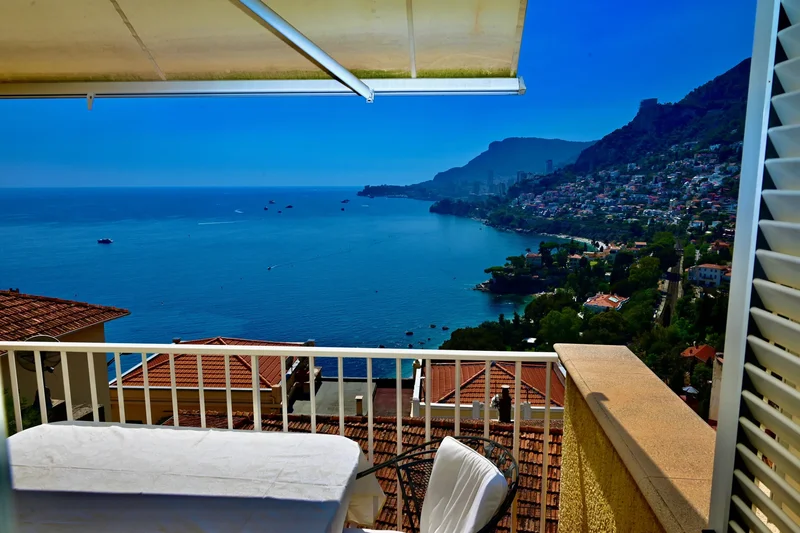 Roquebrune-Cap-Martin (06190)