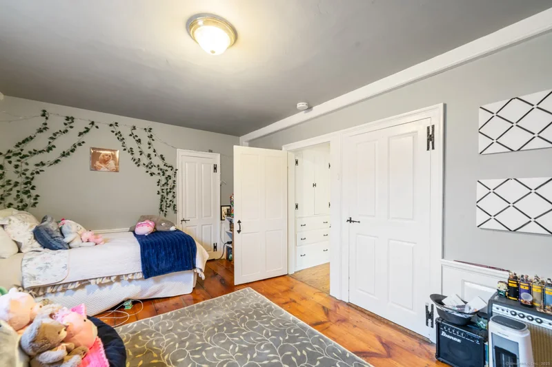 337 Main Street South, Woodbury, Connecticut, United States. - Photo 28