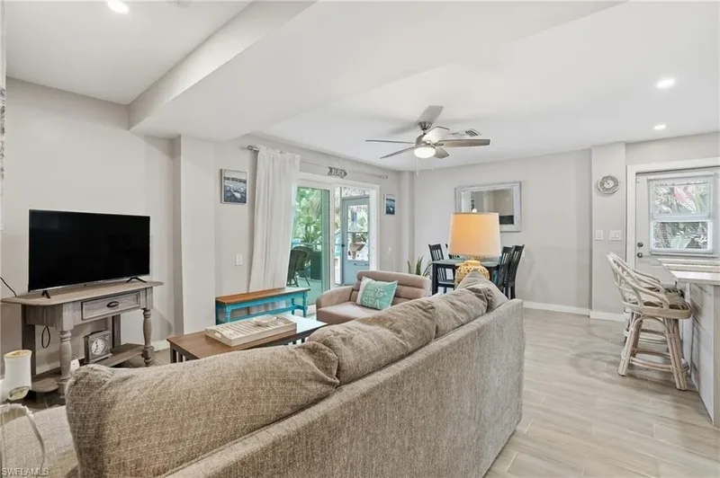 130 Bahia VIA, Fort Myers Beach, Florida, United States. - Photo 48