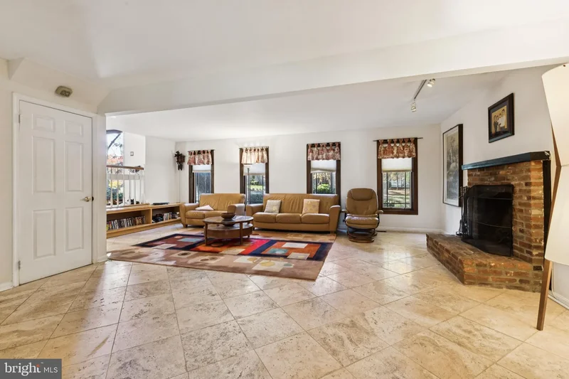 3406 Lyrac Street, Oakton, VA 22124, Oakton, Virginia, United States. - Photo 6