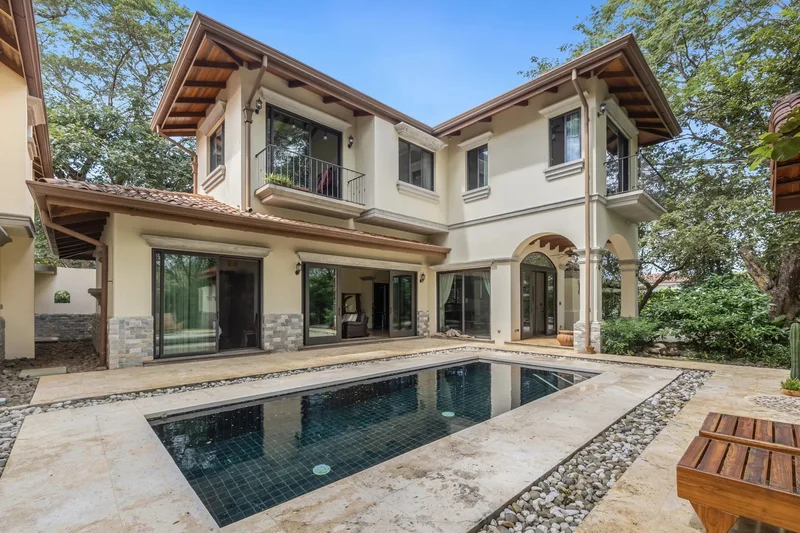 Luxury Home With Guest House