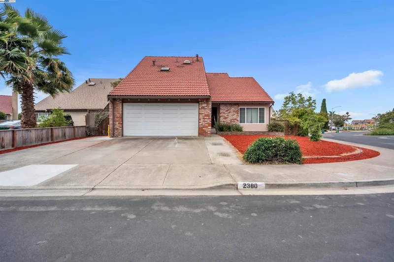 2380 Cabrillo Dr, Hayward, California, United States. - Photo 3