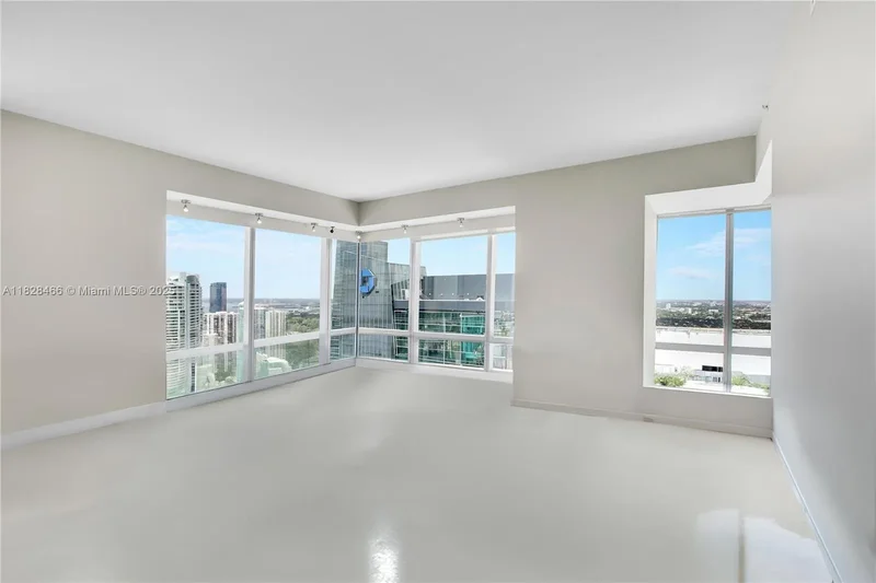 1425 Brickell Ave 44A-B, Miami, Florida, United States. - Photo 17
