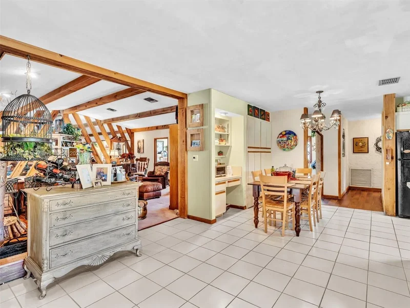 5310 SW 109th Ave, Davie, FL 33328, Davie, Florida, United States. - Photo 44