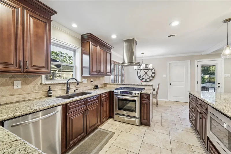 4710 Brian Haven Drive Drive, Houston, Texas, United States. - Photo 6