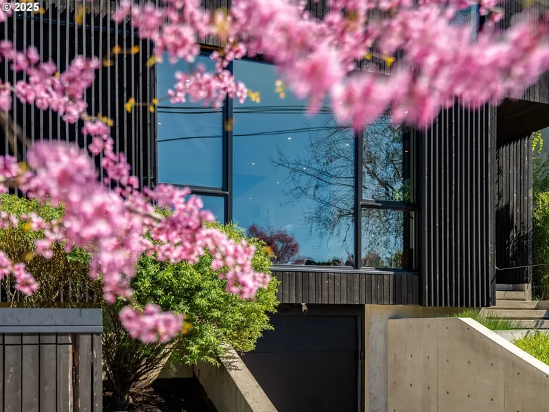 The Atrium House