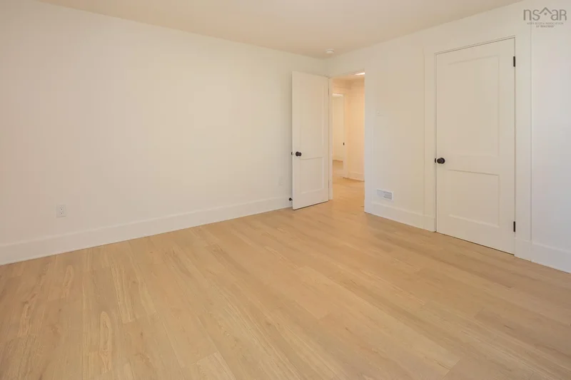 19 Cumberland Street, Yarmouth, Nova Scotia, Canada. - Photo 39