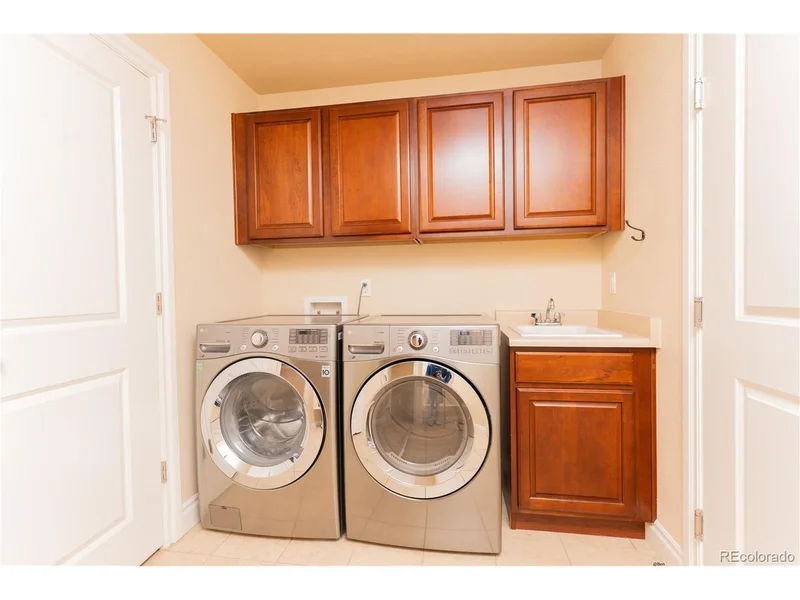 10262 Greentrail Cir, Lone Tree, Colorado, United States. - Photo 34