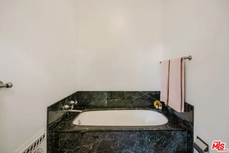 405 Toro Canyon Road, Carpinteria, California, United States. - Photo 19