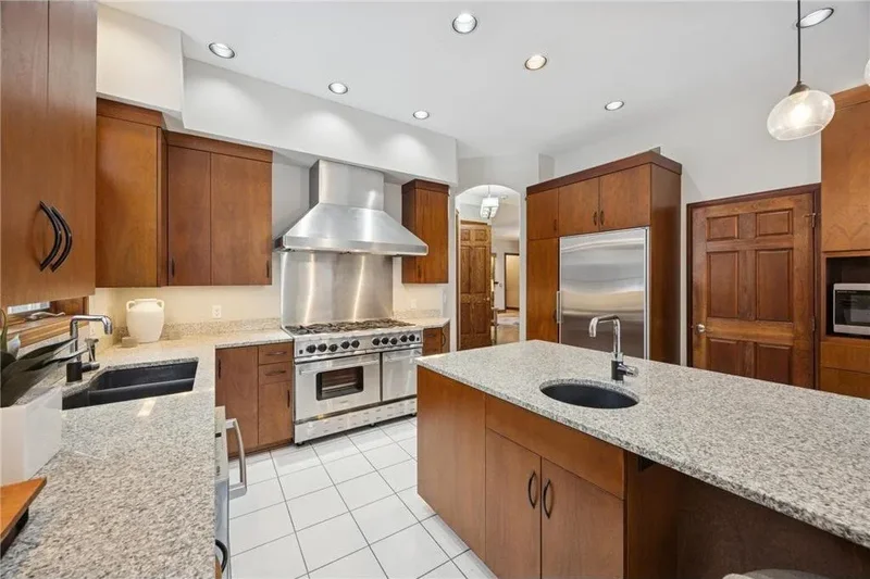 9755 Primrose Avenue N, Stillwater, MN, 55082, USA, Stillwater, Minnesota, United States. - Photo 13