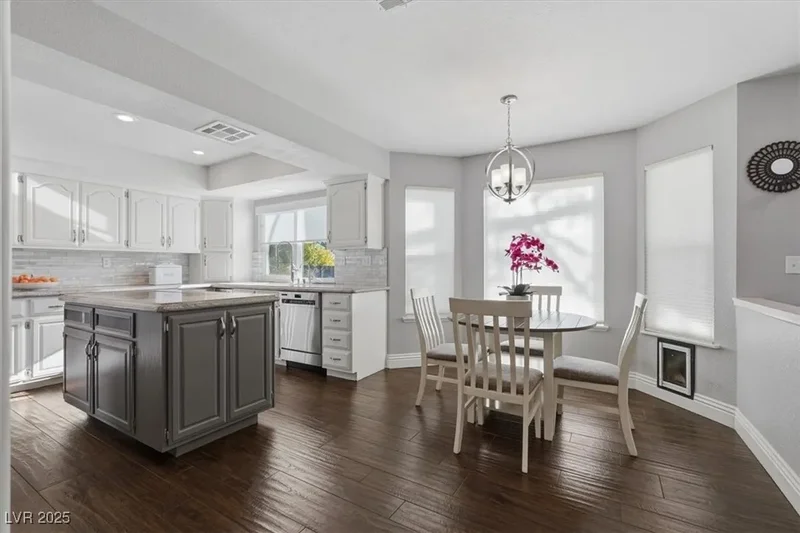 2940 Crystal Bay Drive, Las Vegas, Nevada, United States. - Photo 17