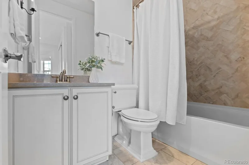 10699 Timberdash Avenue, Highlands Ranch, Colorado, United States. - Photo 41