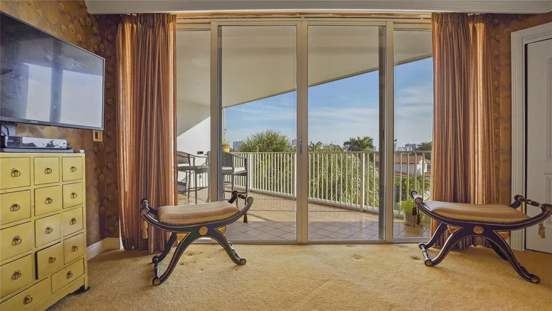 3100 NE 47th Ct 305, Fort Lauderdale, Florida, United States. - Photo 13