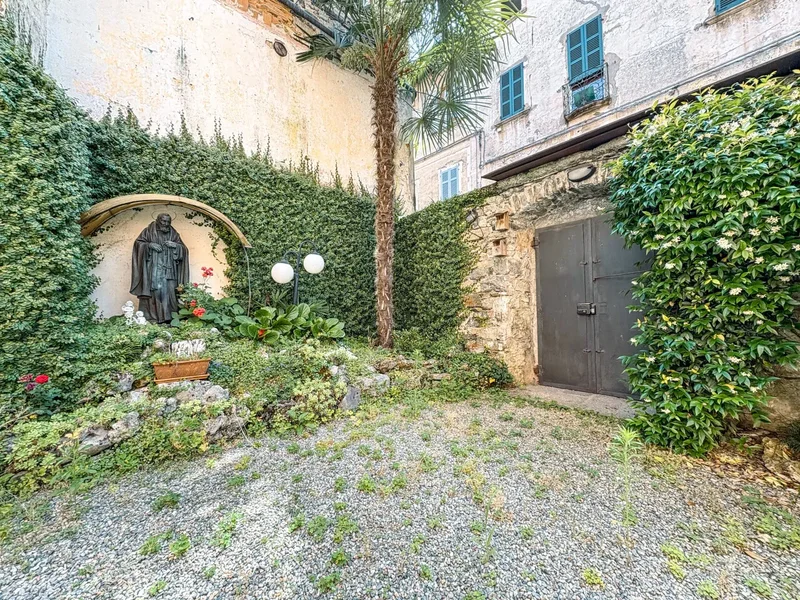 via Gippini & via Poli, Orta San Giulio, Piedmont, Italy. - Photo 25