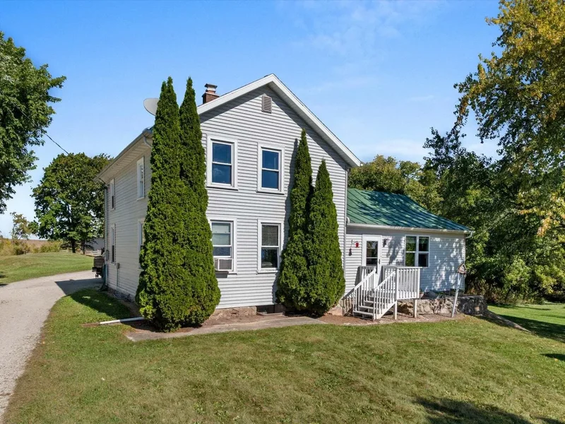 12024 Point Creek Rd, Newton, WI 53063, Newton, Wisconsin, United States. - Photo 2