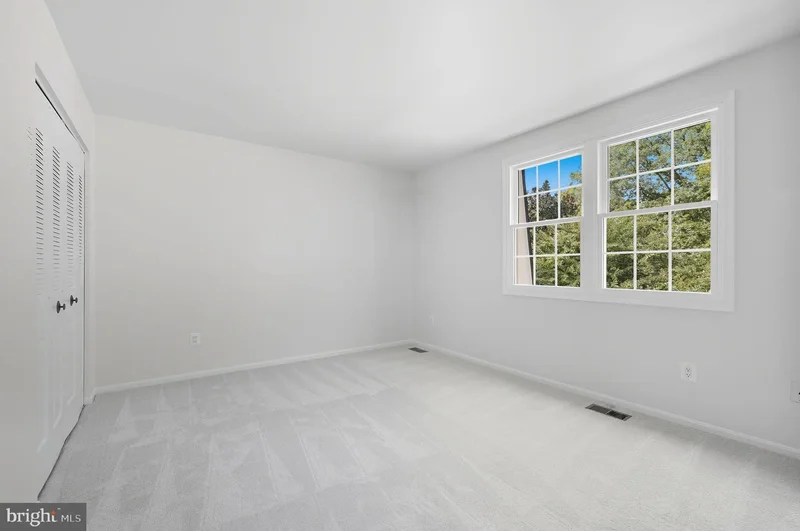 10431 Headly Ct, Fairfax, VA 22032, Fairfax, Virginia, United States. - Photo 17