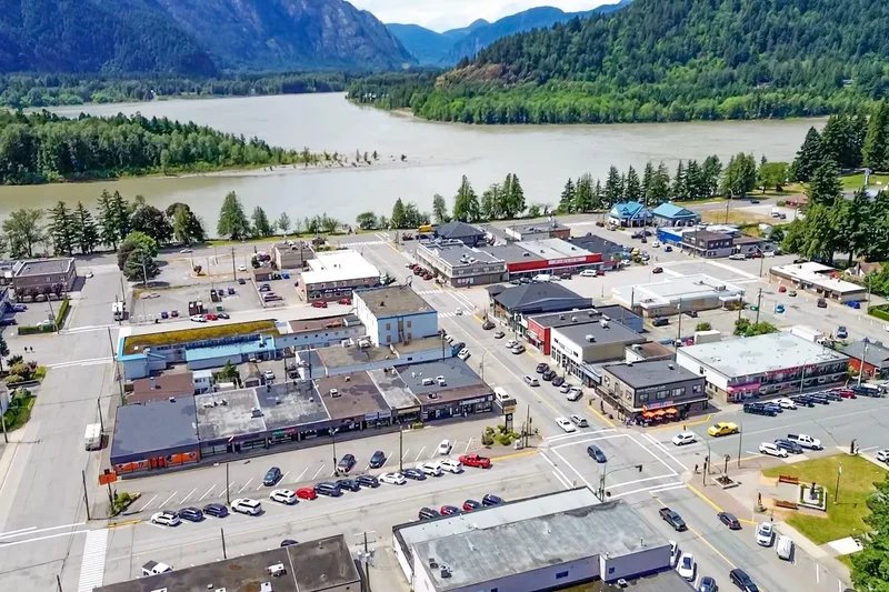 62600 Flood Hope Road, Hope, BC, V0X1L2, CANADA, Hope, British Columbia, Canada. - Photo 30