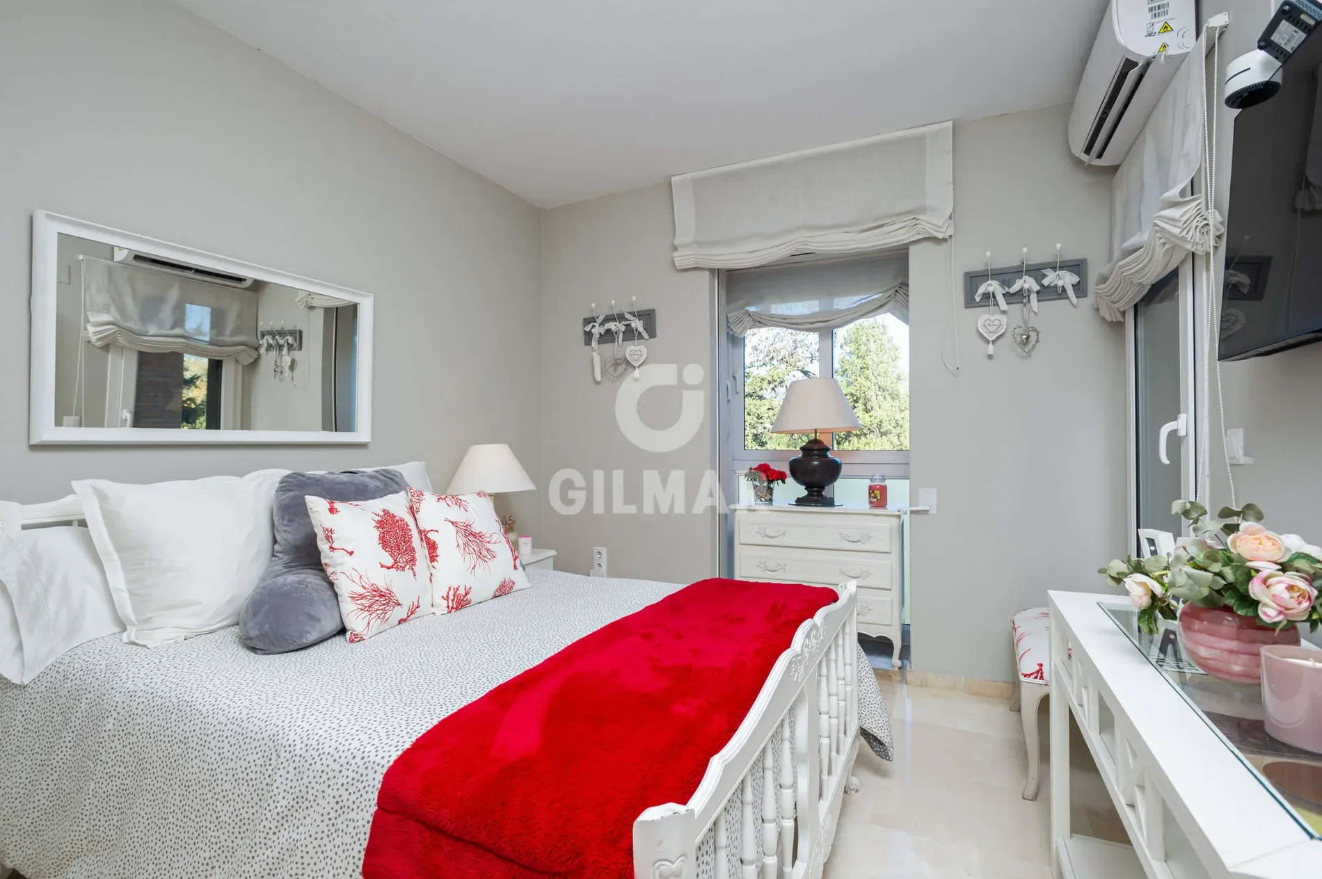 Gallery photo 4