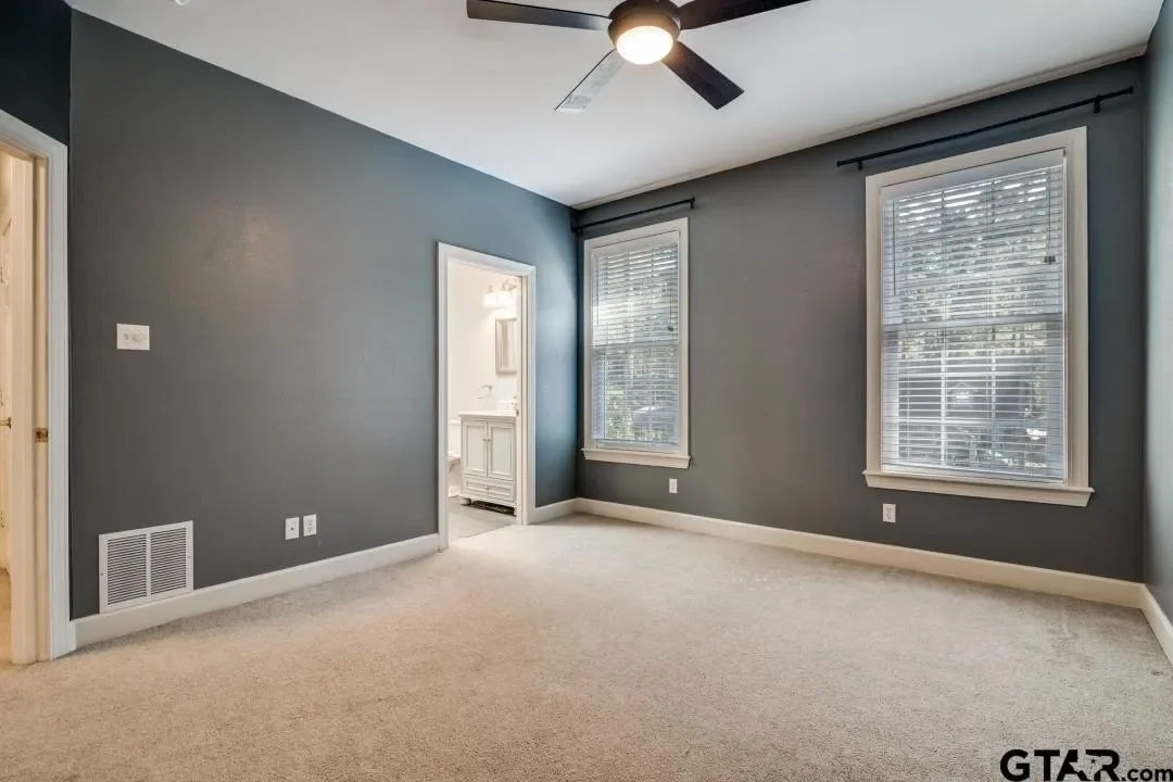 Gallery photo 3