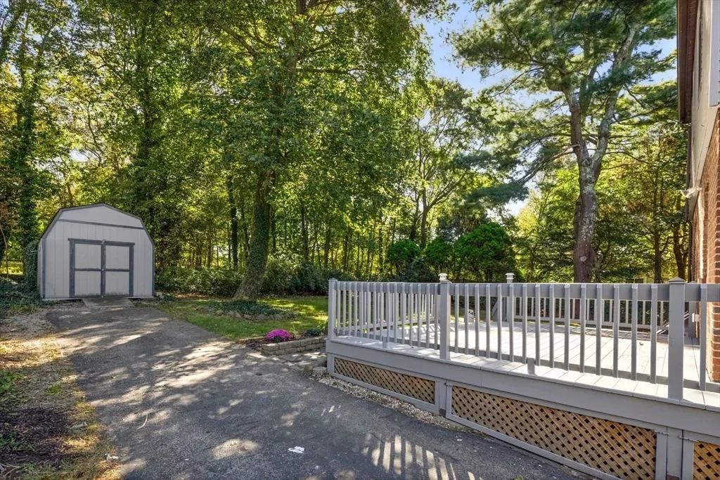 20 Richards Rd, Weymouth, Massachusetts, United States. - Photo 5