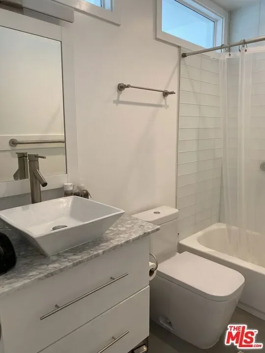 23901 Civic Center Way 114, Malibu, California, United States. - Photo 7
