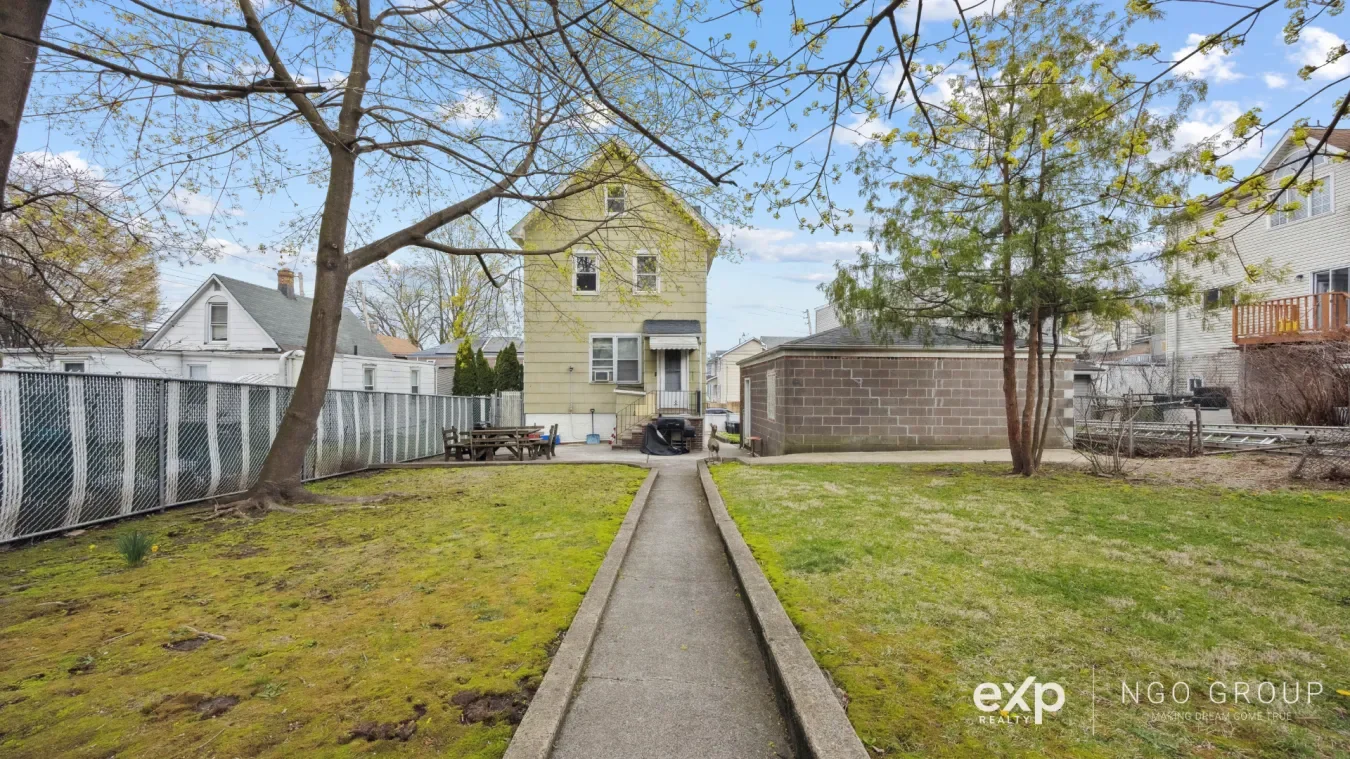 980 Van Duzer Street, New York, New York, United States. - Photo 5