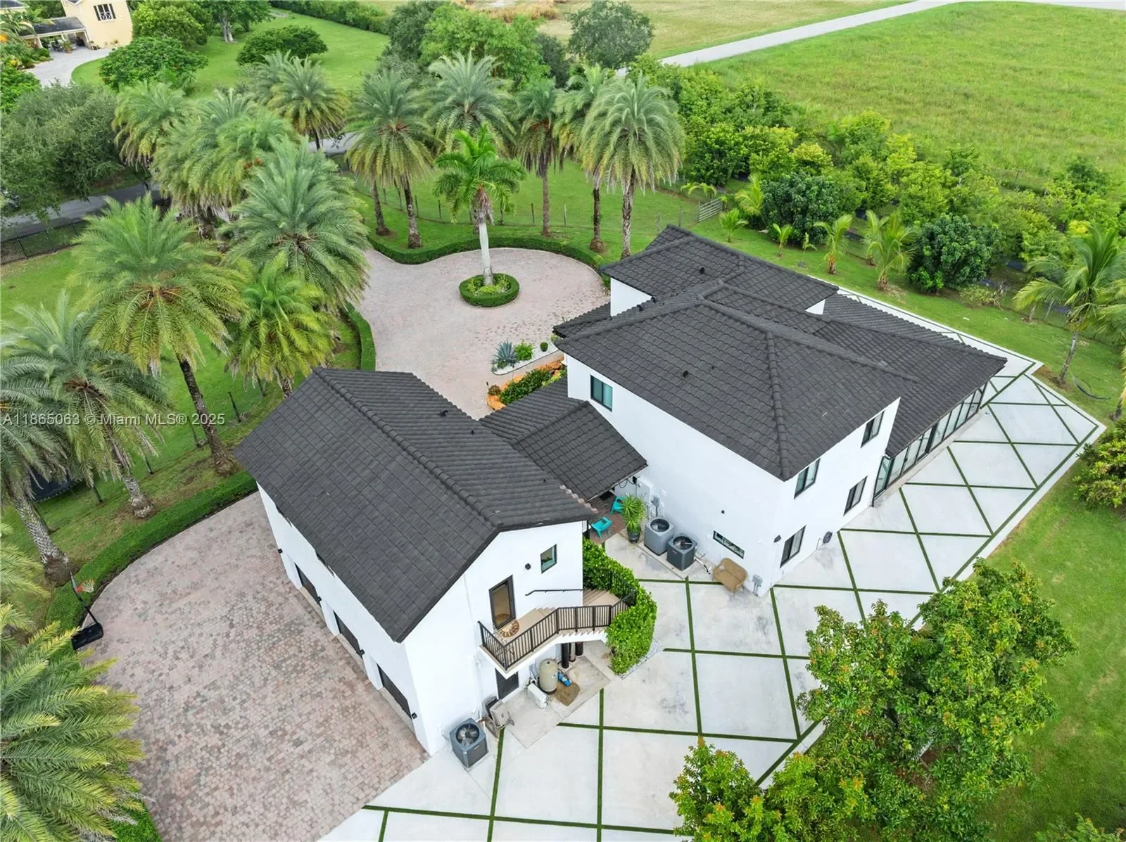 35351 SW 218th Ave, Homestead, Florida, United States. - Photo 4