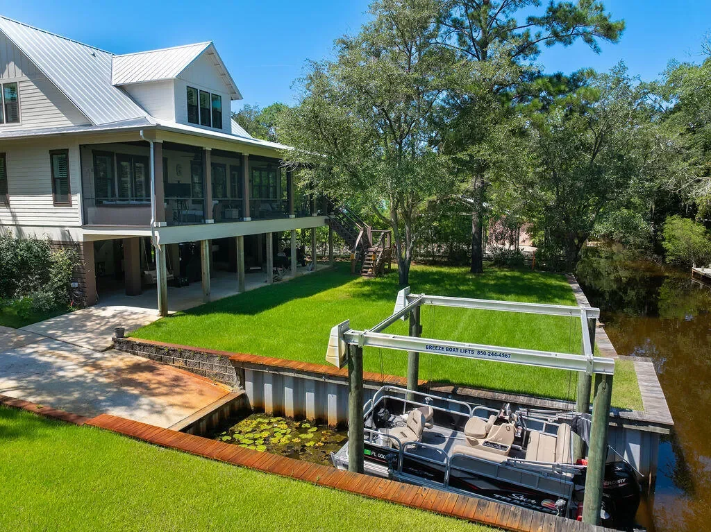 400 Pitts Bayshore Drive, Freeport, FL 32439, Freeport, Florida, United States. - Photo 8