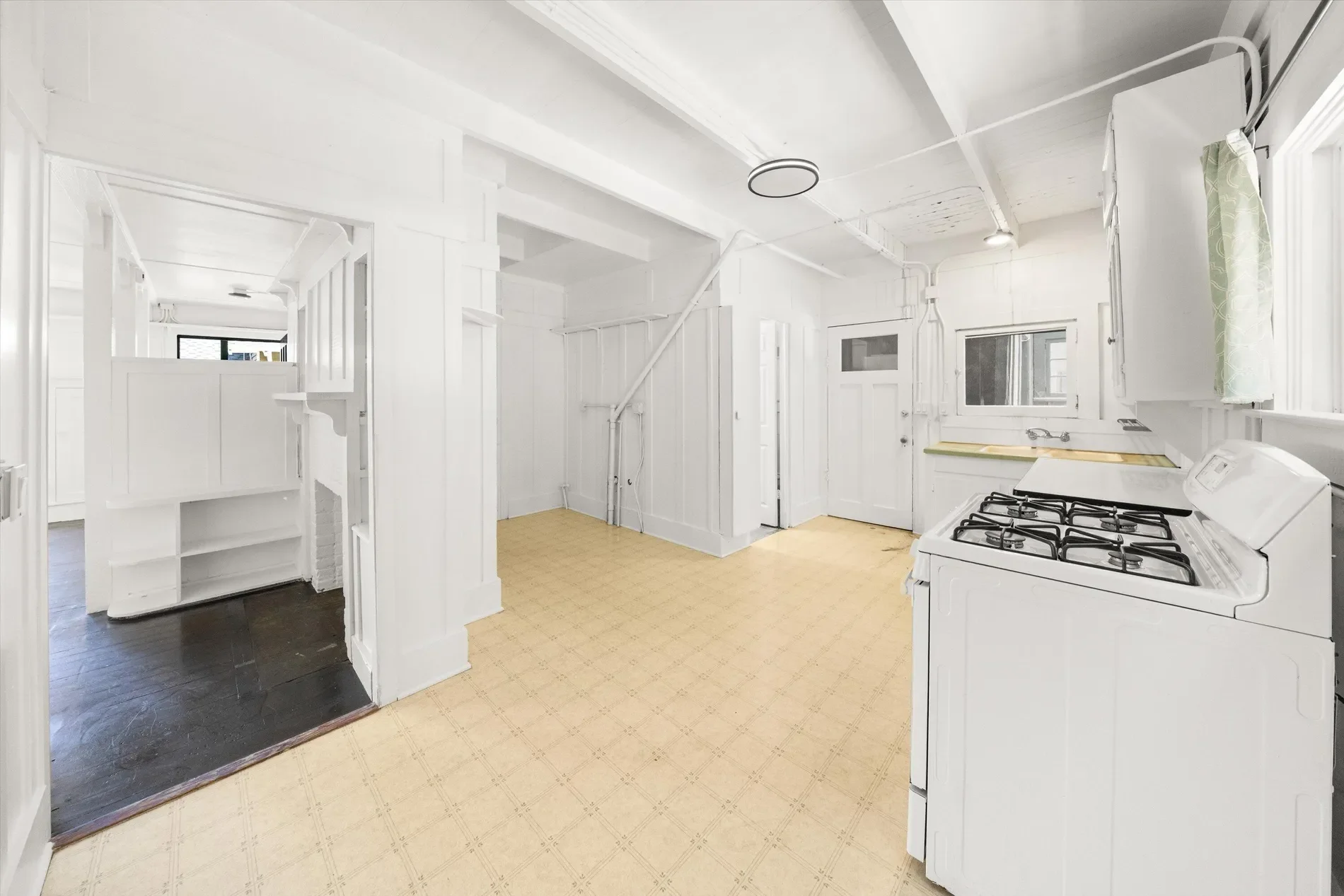 513 E Pedregosa Street, Santa Barbara, California, United States. - Photo 19