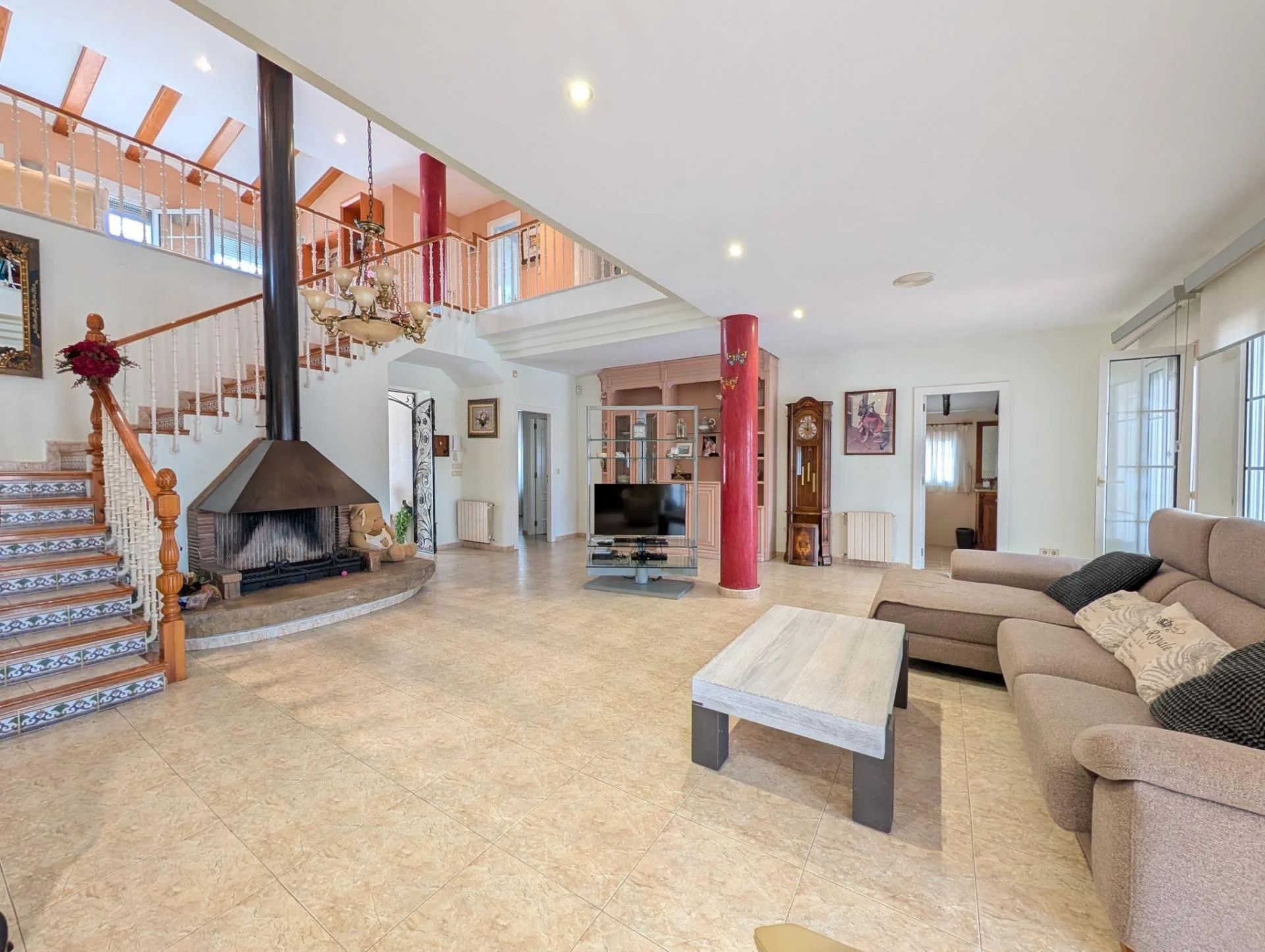 Gallery photo 1