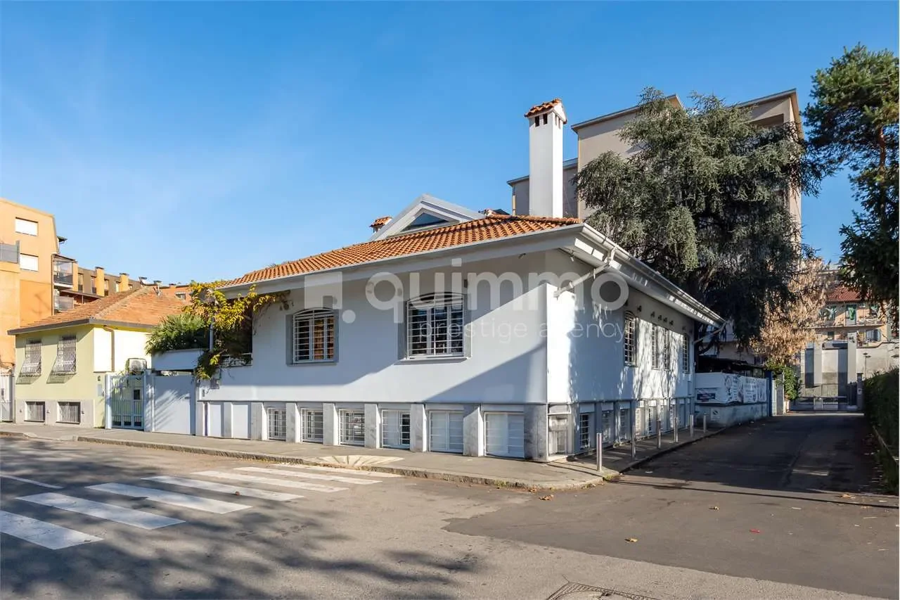 Exterior photo 10