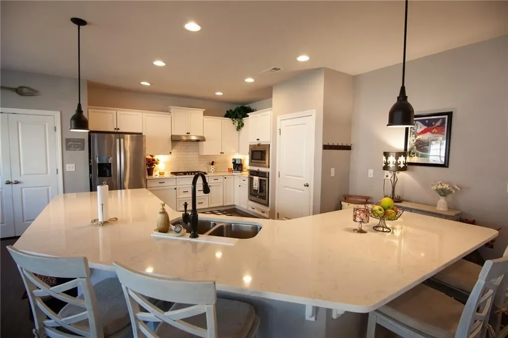 209 LAKESTONE Parkway, Woodstock, Georgia, United States. - Photo 14
