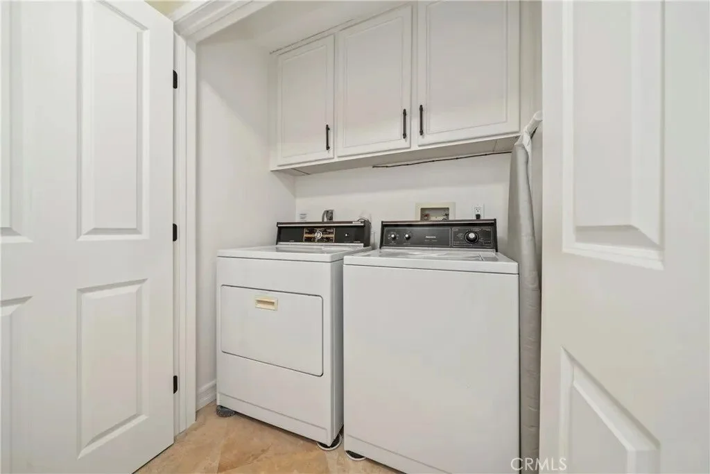 200 Paris Lane 111, Newport Beach, California, United States. - Photo 10