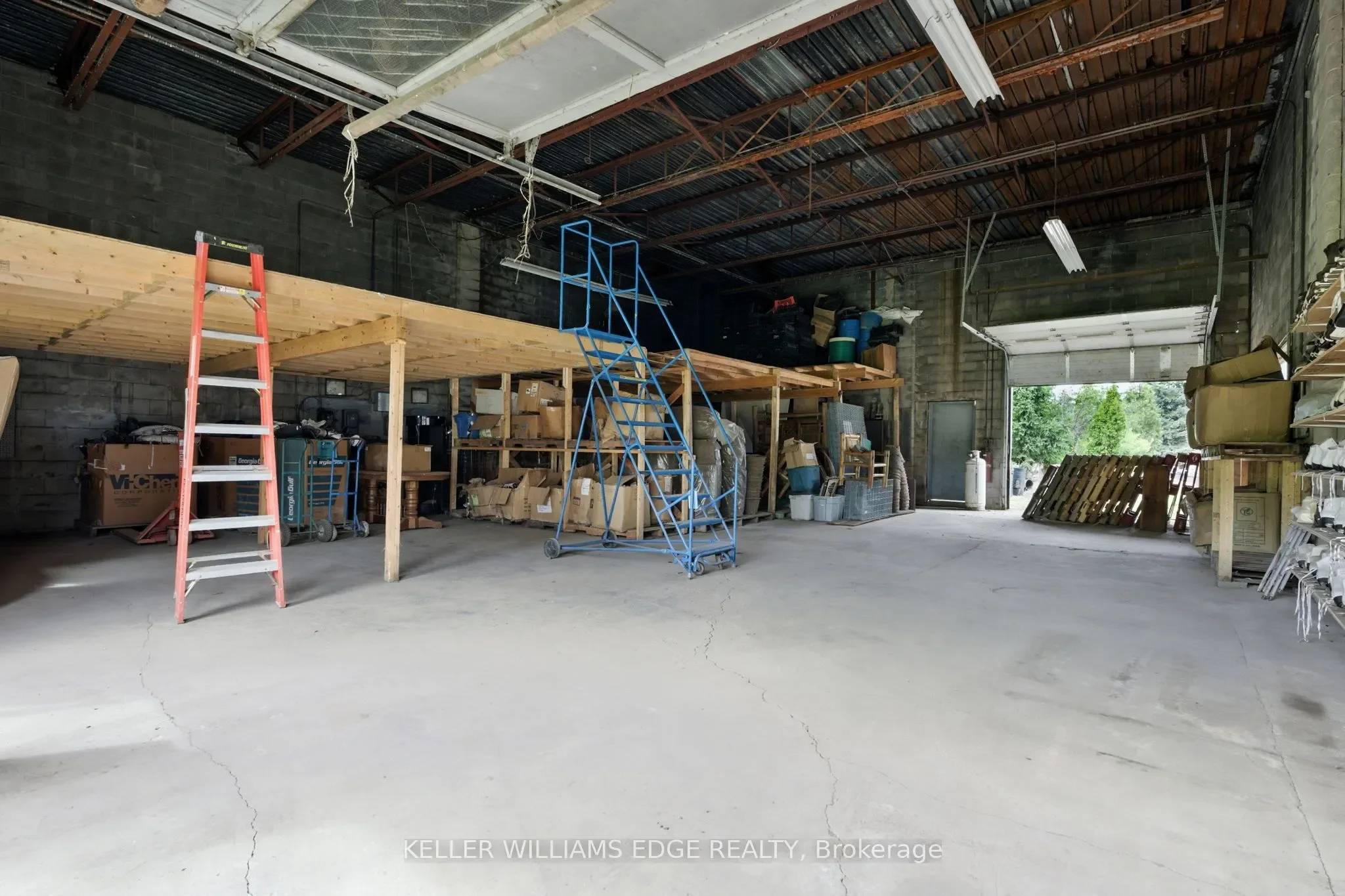 Gallery photo 11