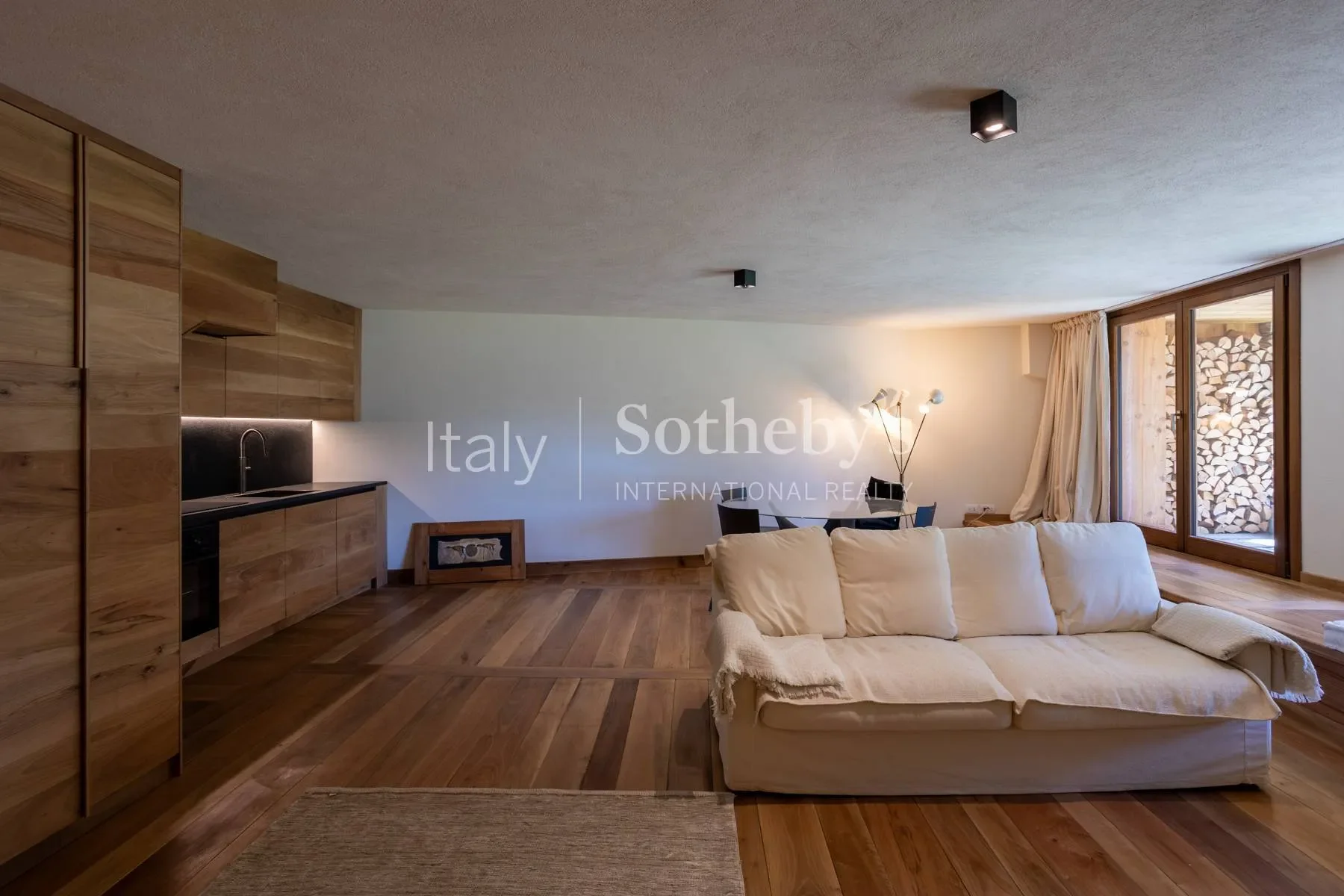 Gallery photo 11