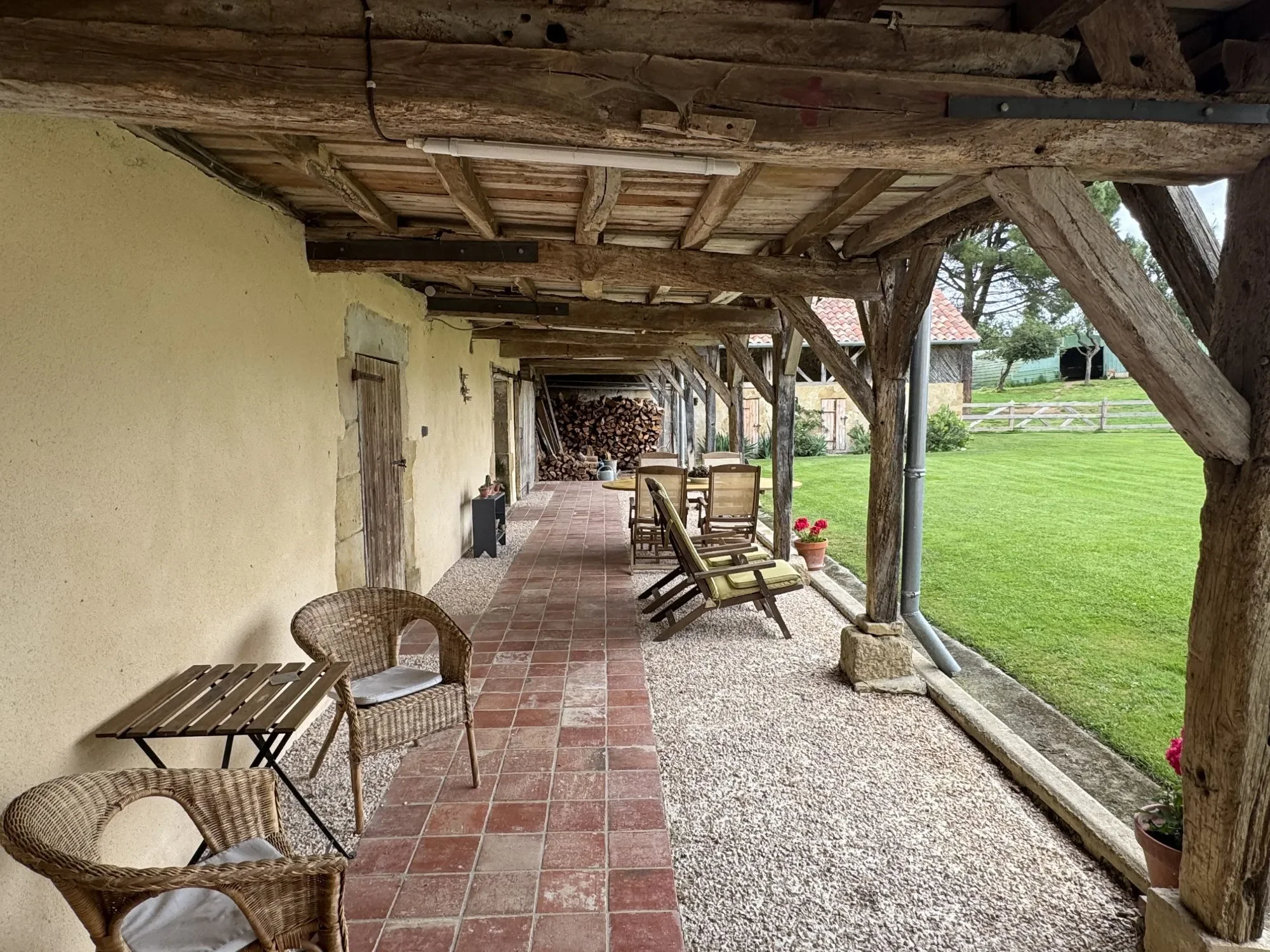 Gallery photo 10