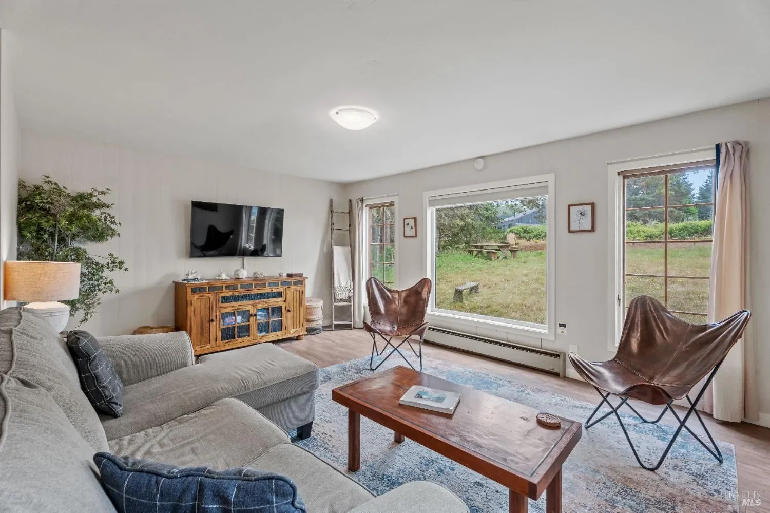 15741 Forest View Road, Manchester, California, United States. - Photo 1