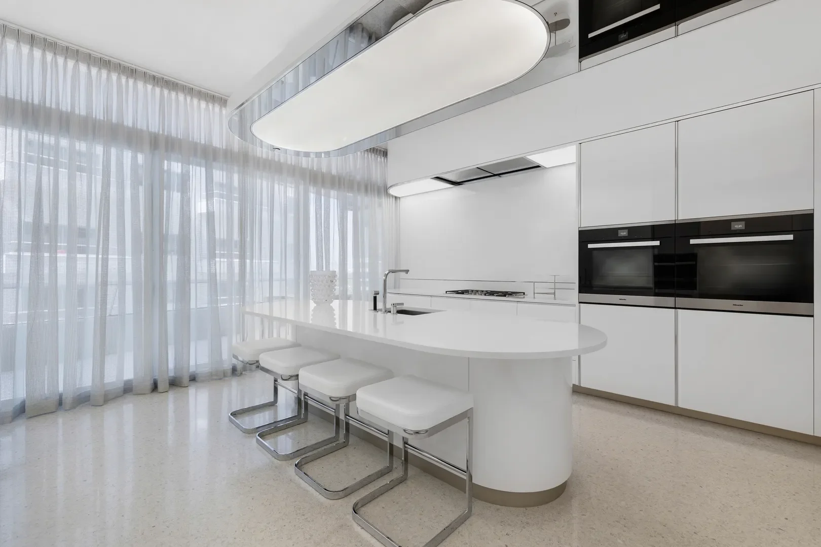 3315 Collins Ave, Miami Beach, Florida, United States. - Photo 21