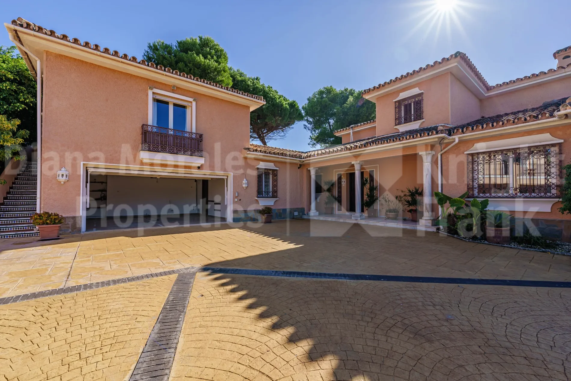 Estepona, Andalusia, Spain. - Photo 38