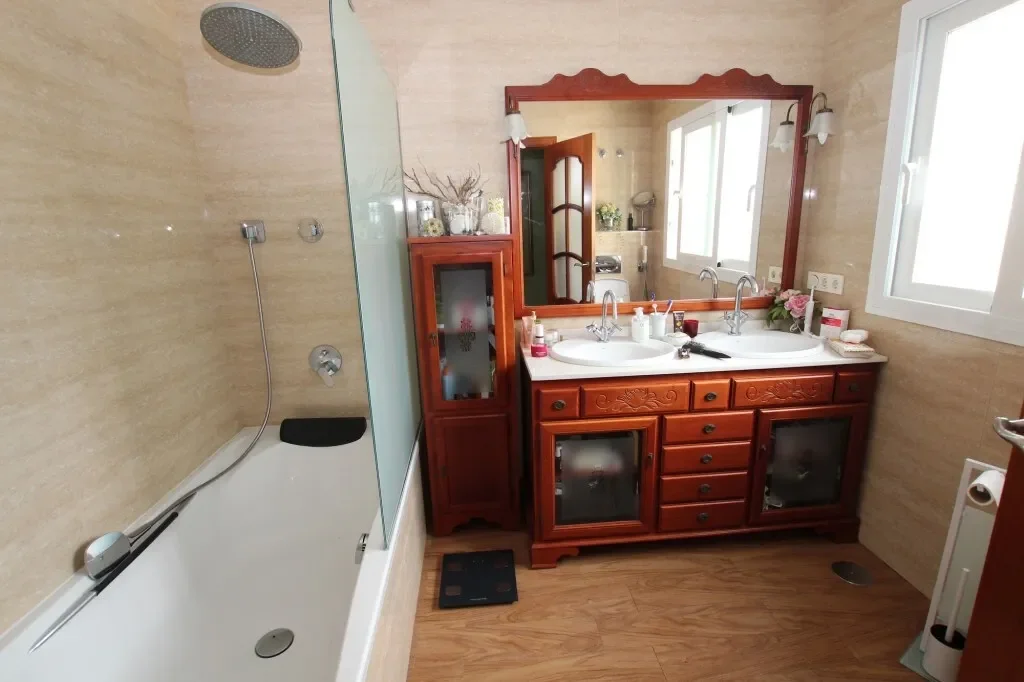Gallery photo 4