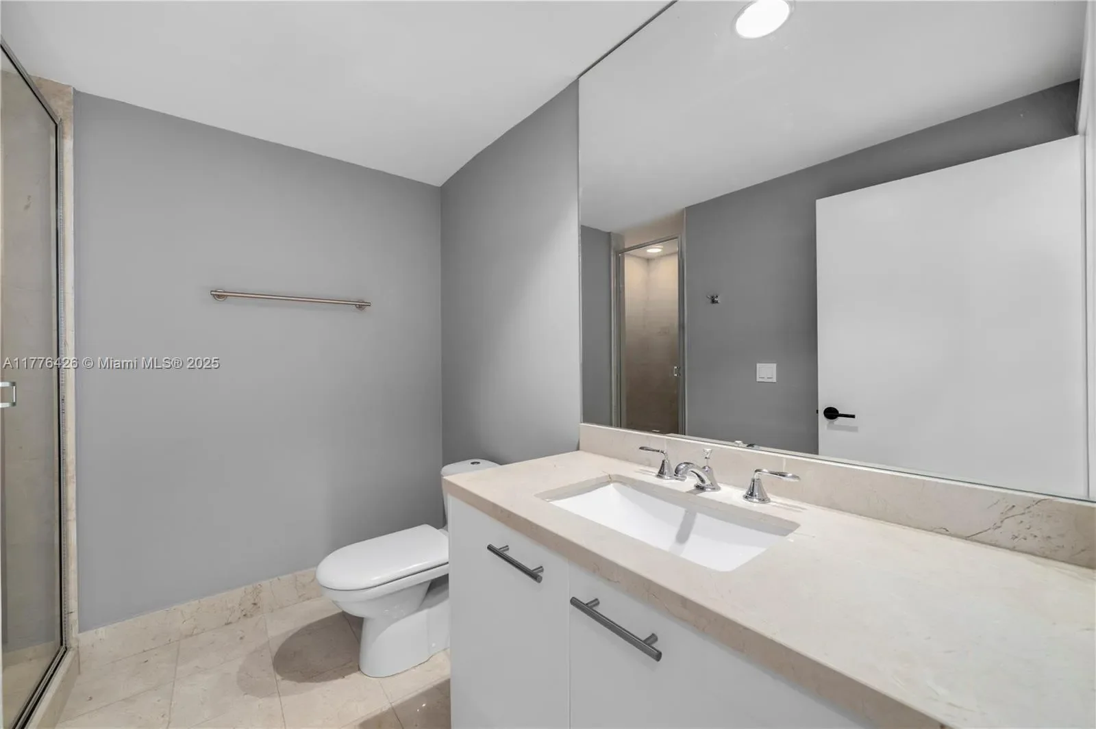 Gallery photo 10