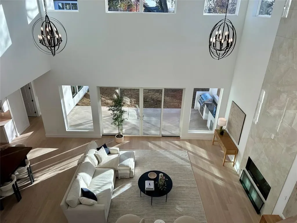 Gallery photo 4