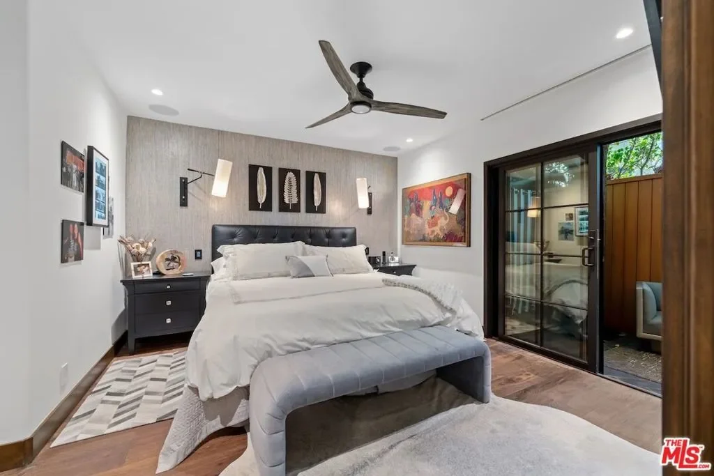 2612 Montana Avenue 1, Santa Monica, California, United States. - Hero Image